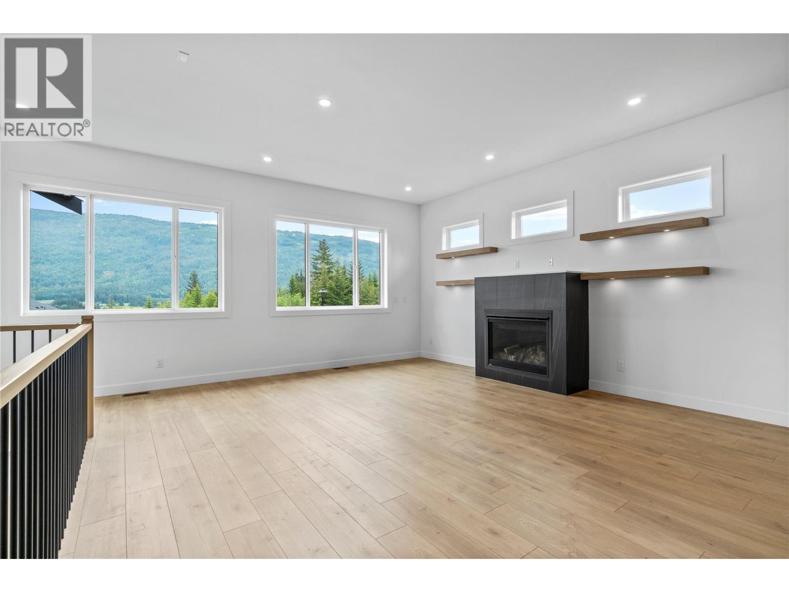 6841 42 Street Ne, Salmon Arm, British Columbia  V0E 1K0 - Photo 8 - 10388621