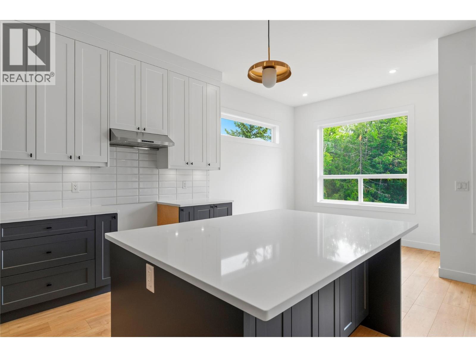 6800 42 Street Ne, Salmon Arm, British Columbia  V0E 1K0 - Photo 7 - 10388620