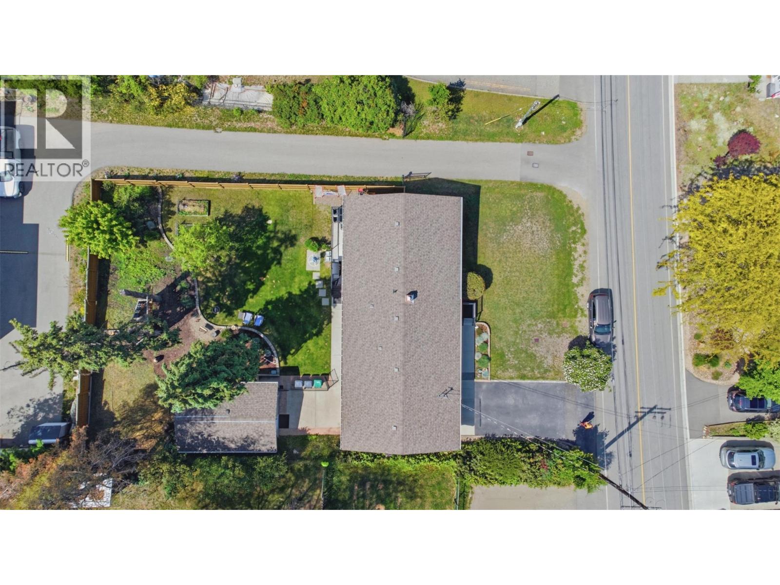 12208 Coldstream Creek Road, Coldstream, British Columbia  V1B 1G1 - Photo 7 - 10388692