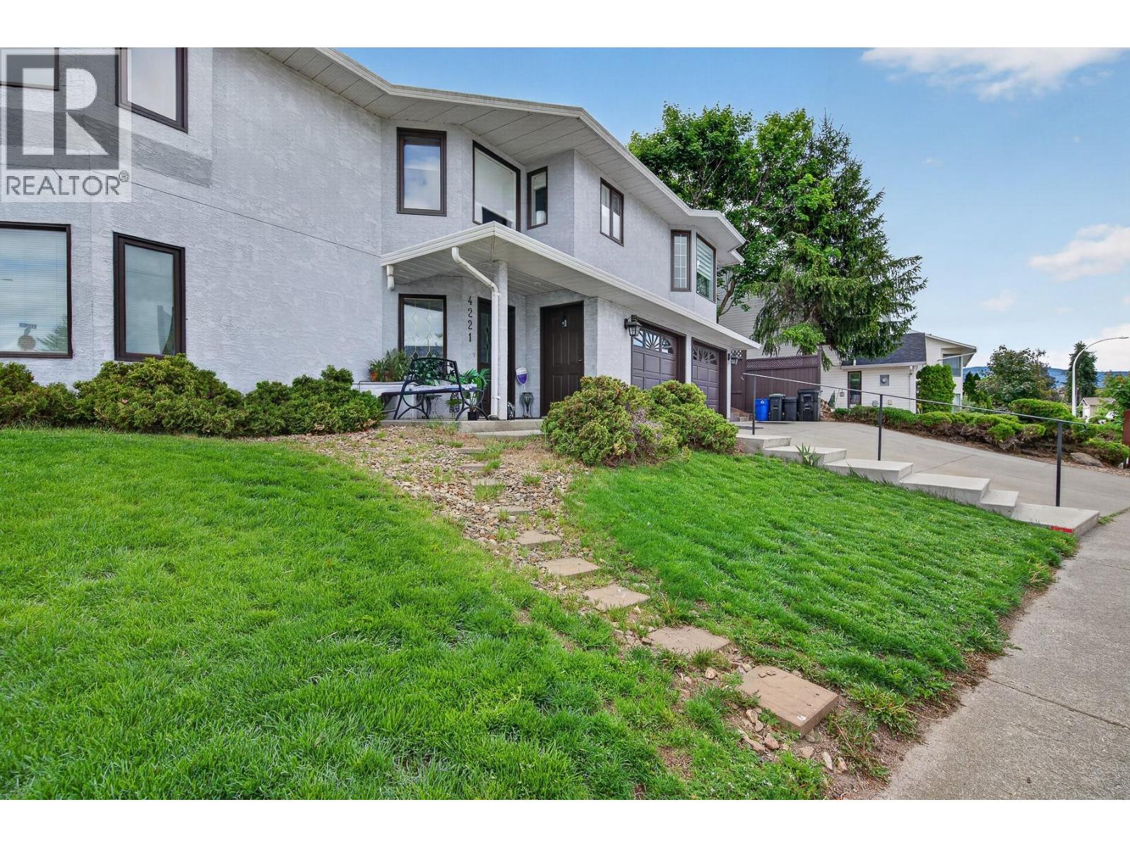 4221 Wellington Drive, Vernon, British Columbia  V1T 9H7 - Photo 5 - 10388743