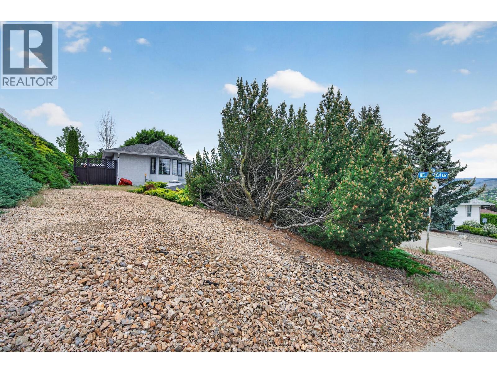 4221 Wellington Drive, Vernon, British Columbia  V1T 9H7 - Photo 9 - 10388743