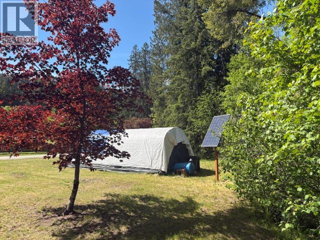 7520 Broadwater Road, Castlegar, British Columbia  V1N 4V8 - Photo 12 - 10388718