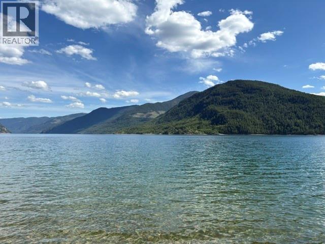 7520 Broadwater Road, Castlegar, British Columbia  V1N 4V8 - Photo 19 - 10388718