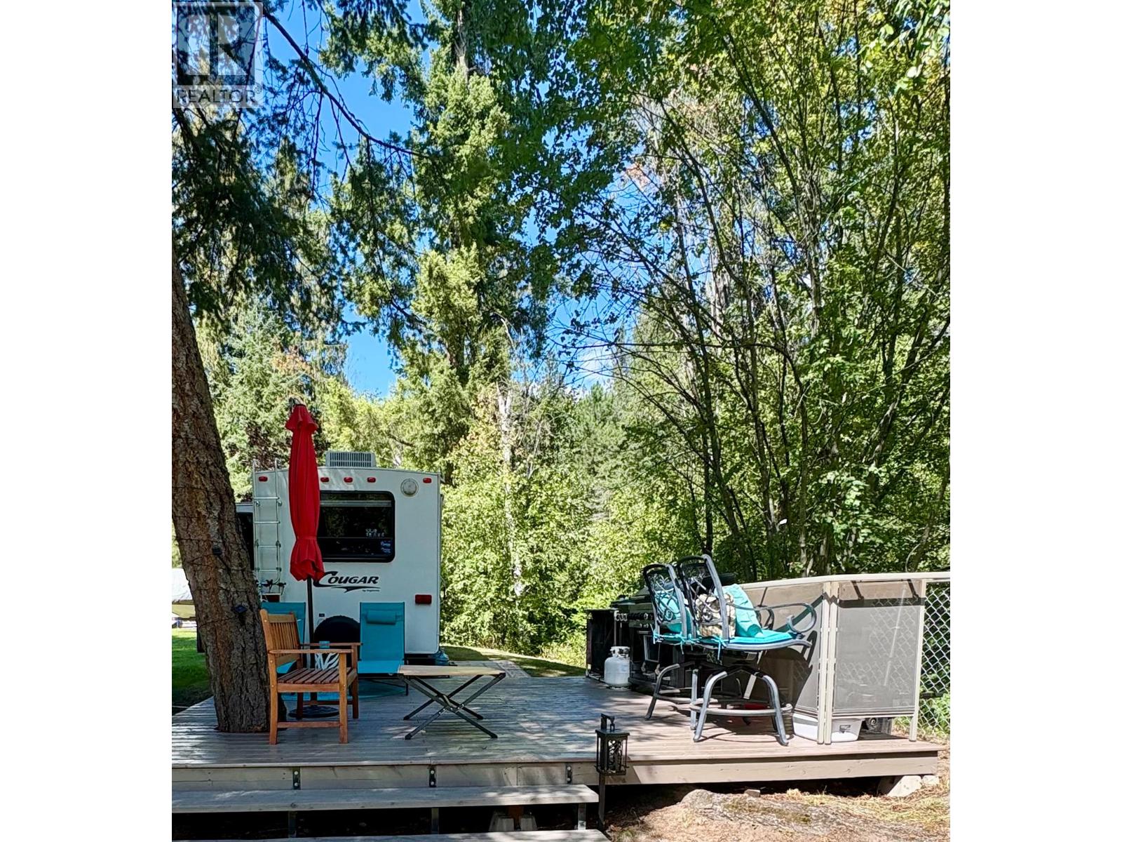 7520 Broadwater Road, Castlegar, British Columbia  V1N 4V8 - Photo 6 - 10388718