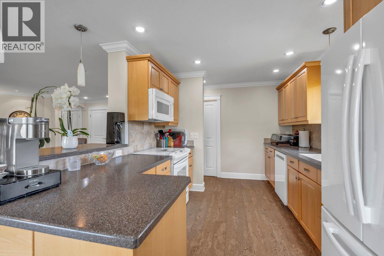 1830 Atkinson Street Unit# 201, Penticton, British Columbia  V2A 7M6 - Photo 7 - 10388227