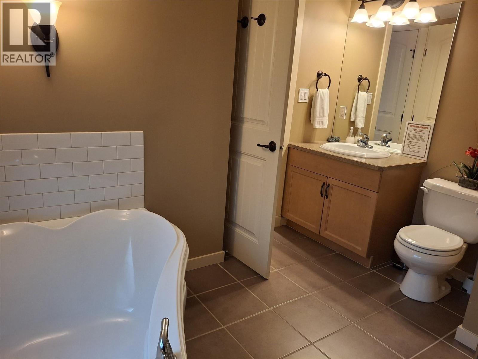 1134 Pine Grove Road Unit# 29, Scotch Creek, British Columbia  V0E 1M5 - Photo 19 - 10388080