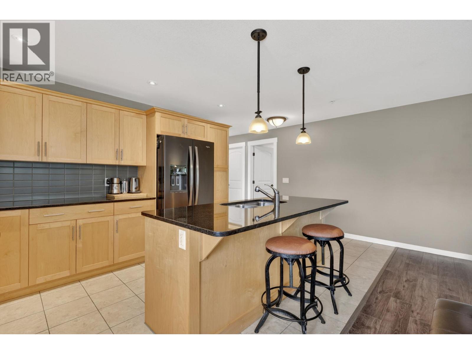 10529 Powley Court Unit# 204, Lake Country, British Columbia  V4V 2S2 - Photo 9 - 10388396