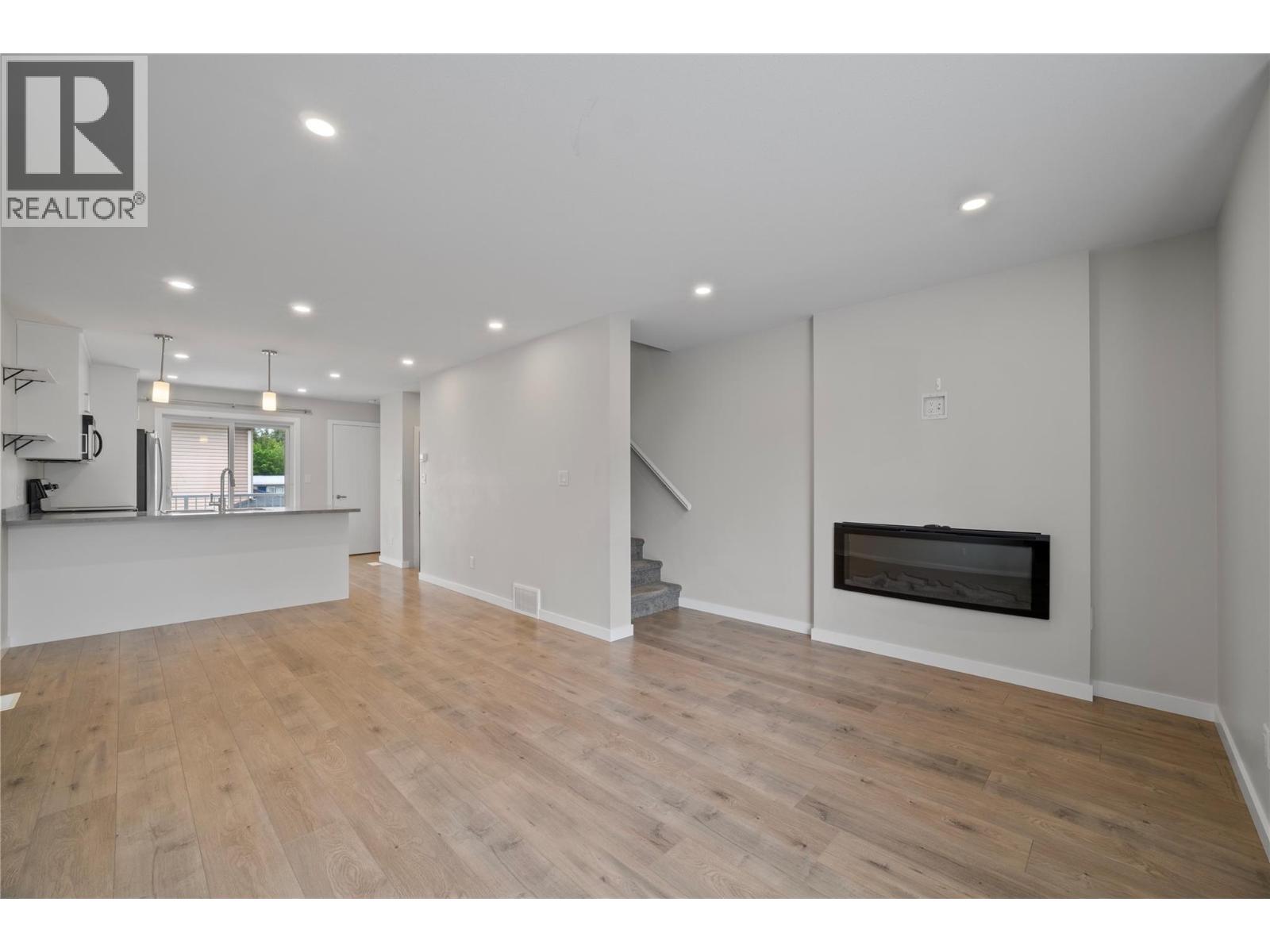 2081 11 Avenue Ne Unit# 6, Salmon Arm, British Columbia  V1E 0G1 - Photo 12 - 10388599