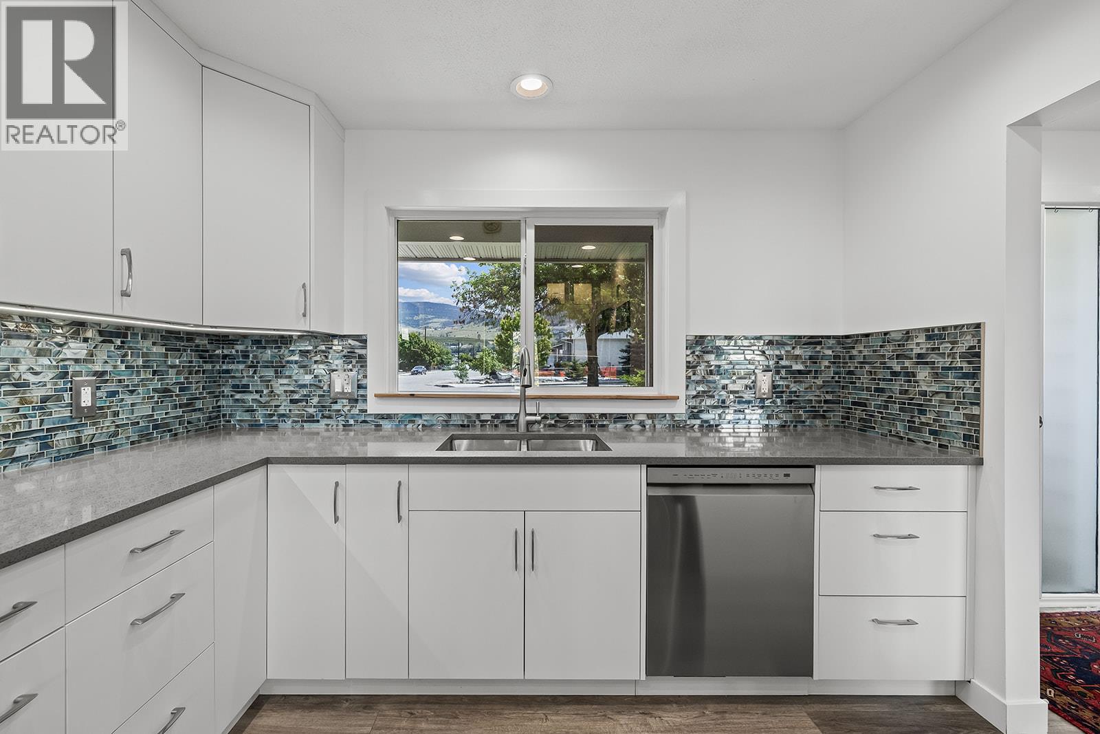 650 Dougall Road S, Kelowna, British Columbia  V1X 3J8 - Photo 16 - 10388248