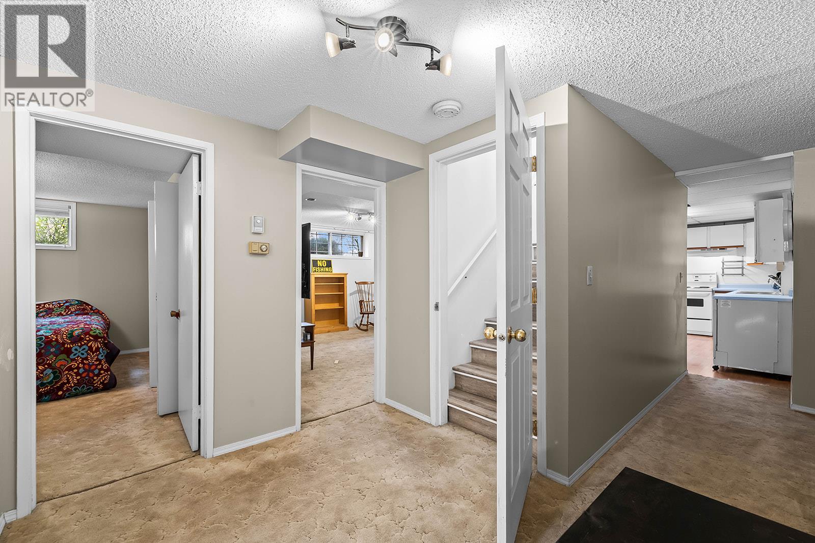 650 Dougall Road S, Kelowna, British Columbia  V1X 3J8 - Photo 31 - 10388248