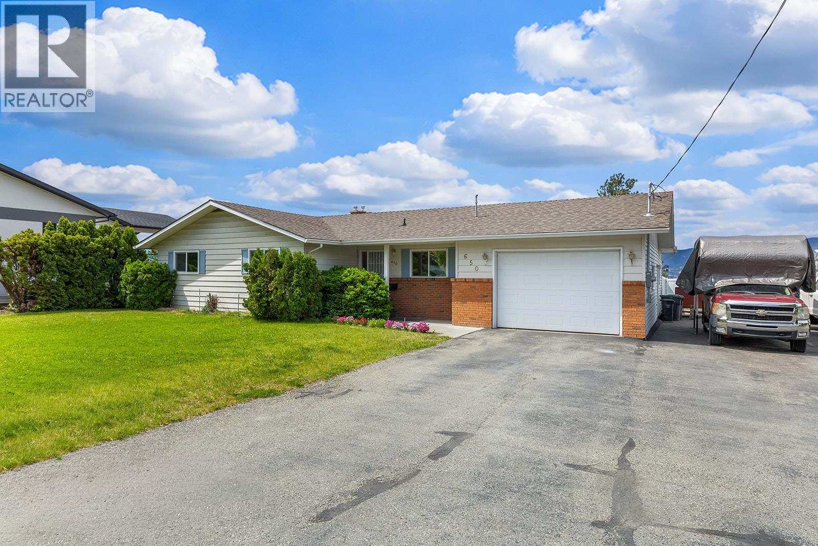 650 Dougall Road S, Kelowna, British Columbia  V1X 3J8 - Photo 9 - 10388248