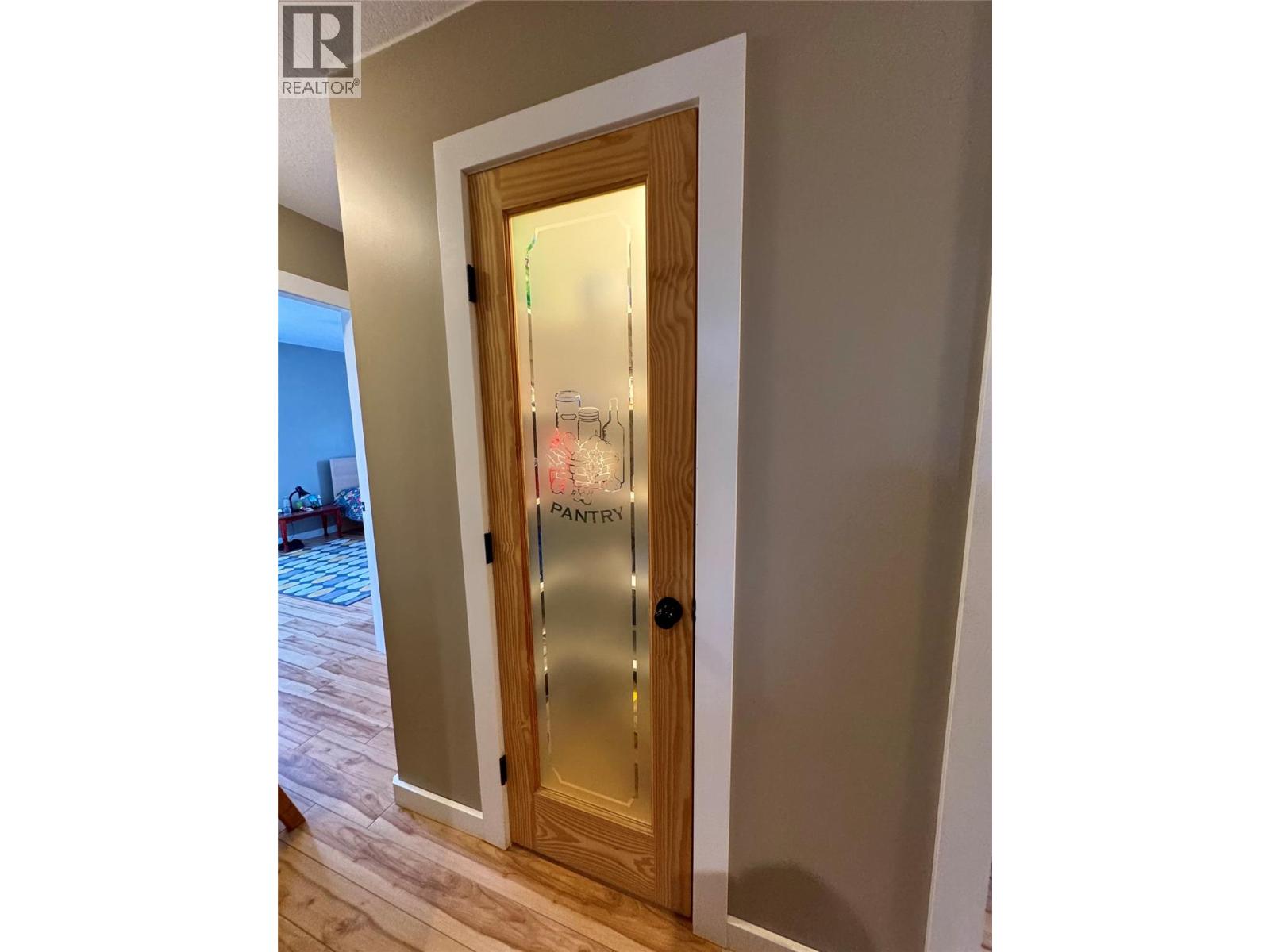 704 99 Avenue, Dawson Creek, British Columbia  V1G 1T4 - Photo 6 - 10388803