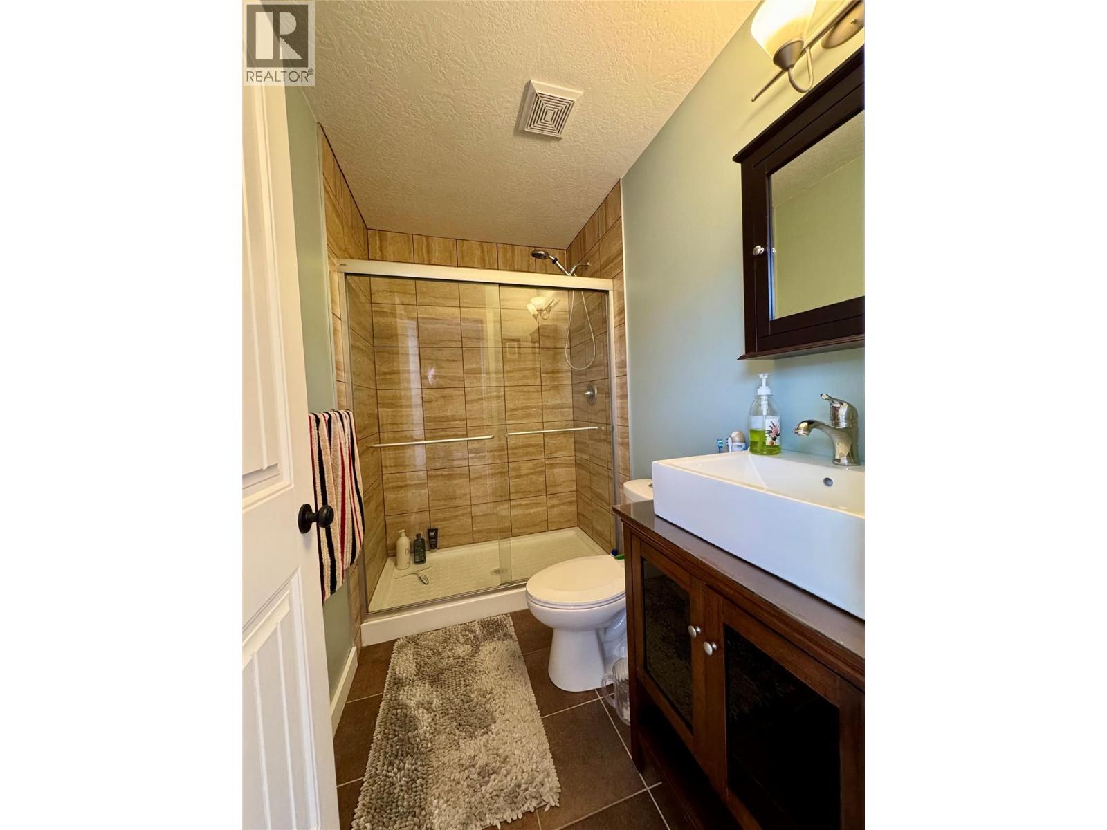 704 99 Avenue, Dawson Creek, British Columbia  V1G 1T4 - Photo 9 - 10388803