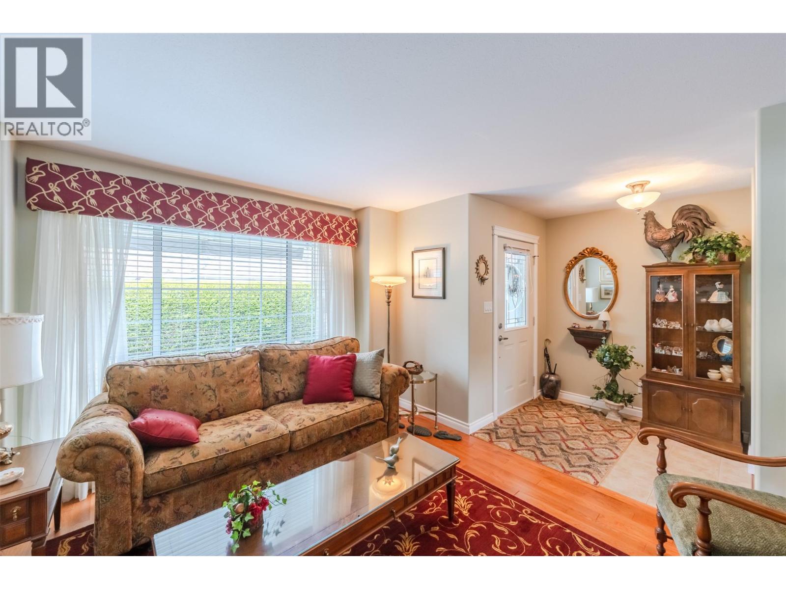 550 Red Wing Drive, Penticton, British Columbia  V2A 8N7 - Photo 4 - 10388797