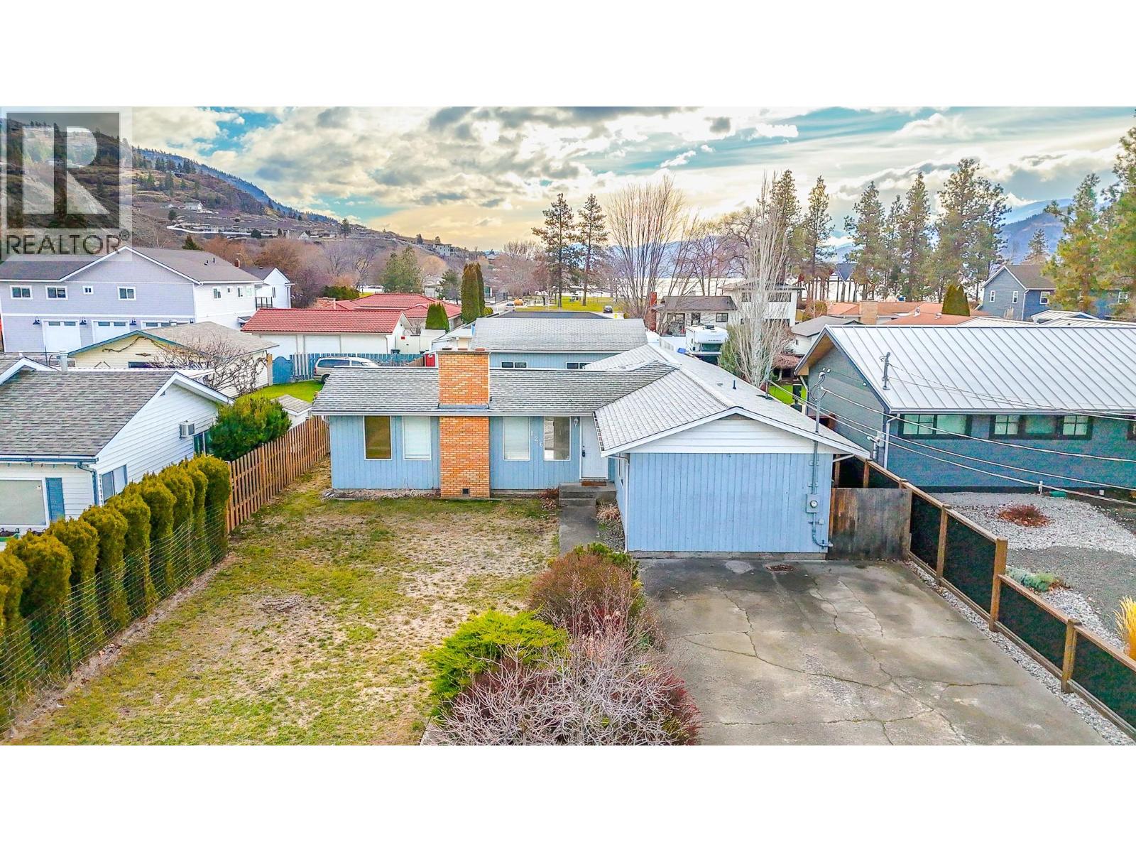 126 Lee Avenue, Penticton, British Columbia  V2A 3V8 - Photo 1 - 10388798