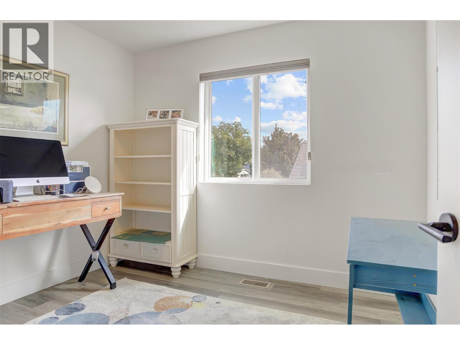 852 Stockwell Avenue Unit# 2, Kelowna, British Columbia  V1Y 6V9 - Photo 32 - 10388461
