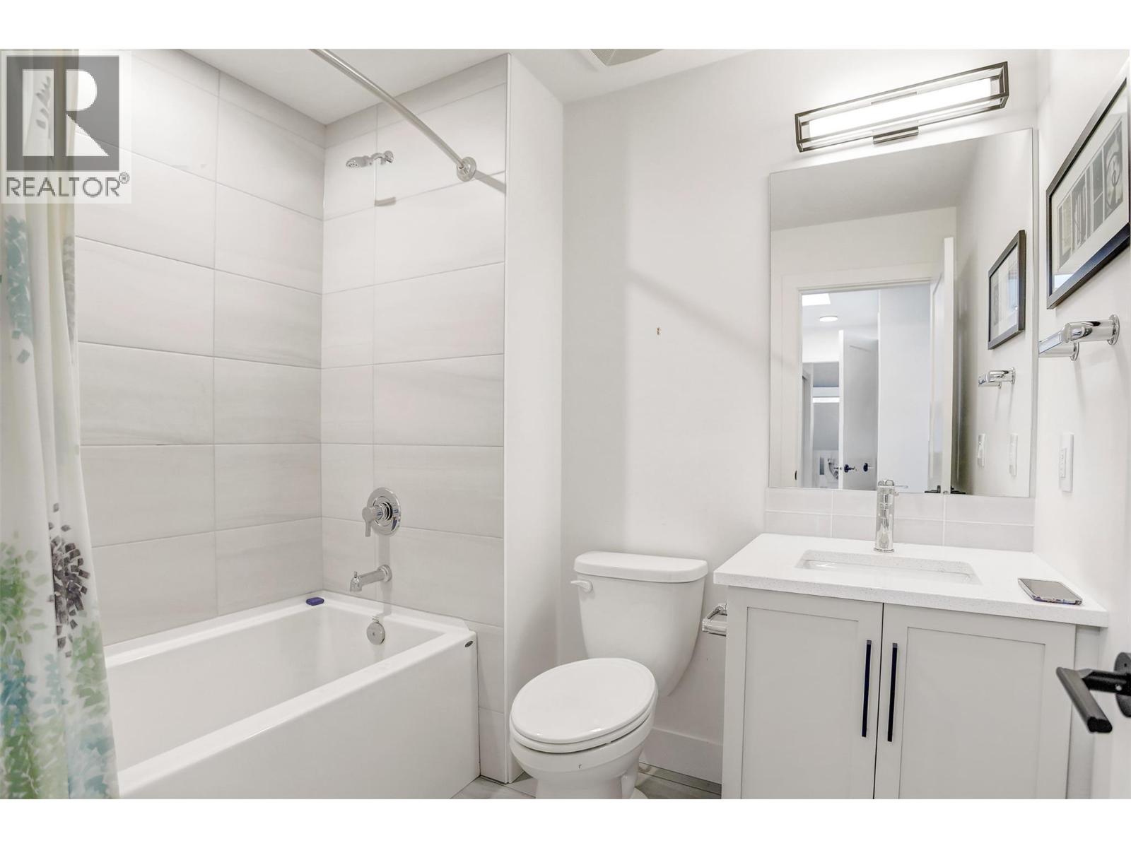 852 Stockwell Avenue Unit# 2, Kelowna, British Columbia  V1Y 6V9 - Photo 34 - 10388461