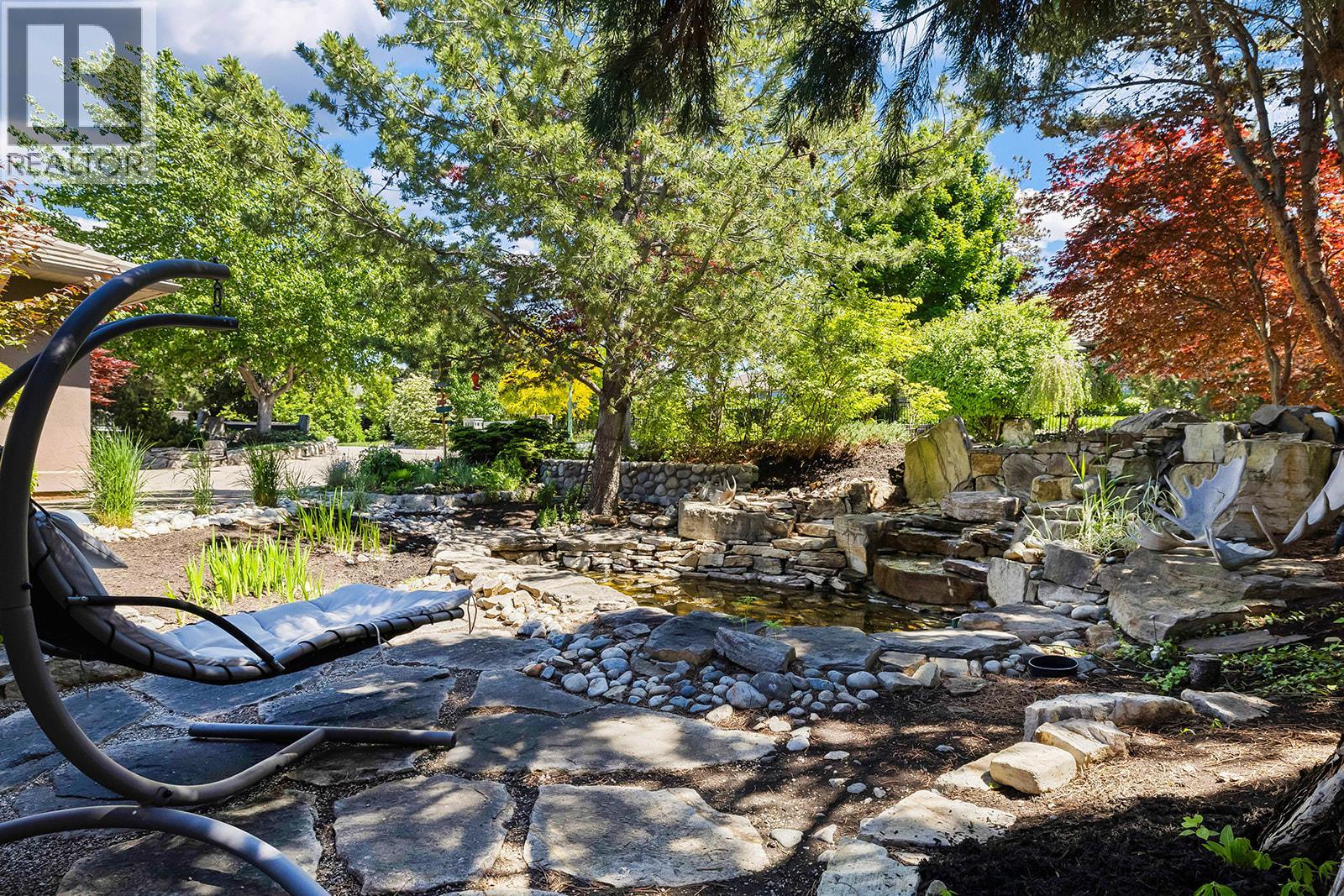 324 Phoebe Court, Kelowna, British Columbia  V1W 3Y9 - Photo 4 - 10388290