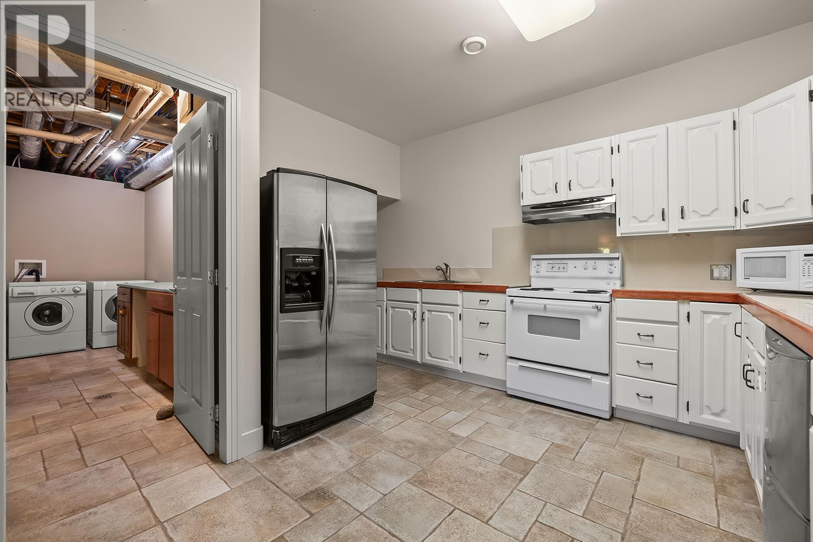 324 Phoebe Court, Kelowna, British Columbia  V1W 3Y9 - Photo 46 - 10388290