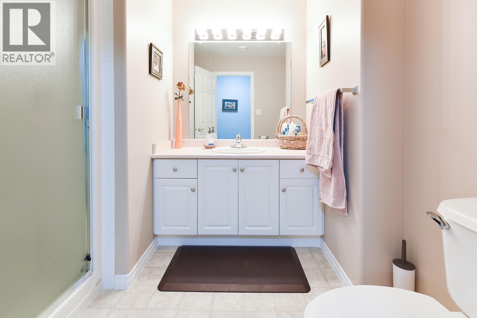 2285 Atkinson Street Unit# 407, Penticton, British Columbia  V2A 8R7 - Photo 18 - 10388268
