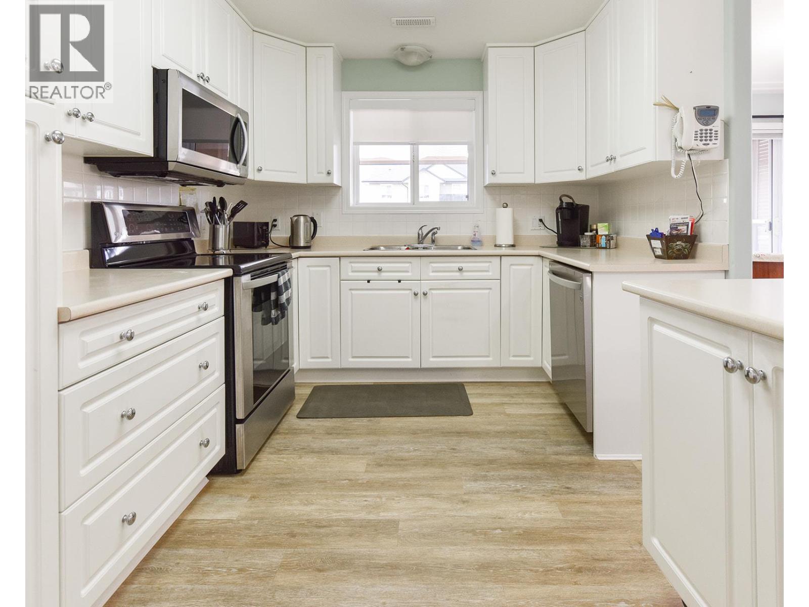 2285 Atkinson Street Unit# 407, Penticton, British Columbia  V2A 8R7 - Photo 5 - 10388268