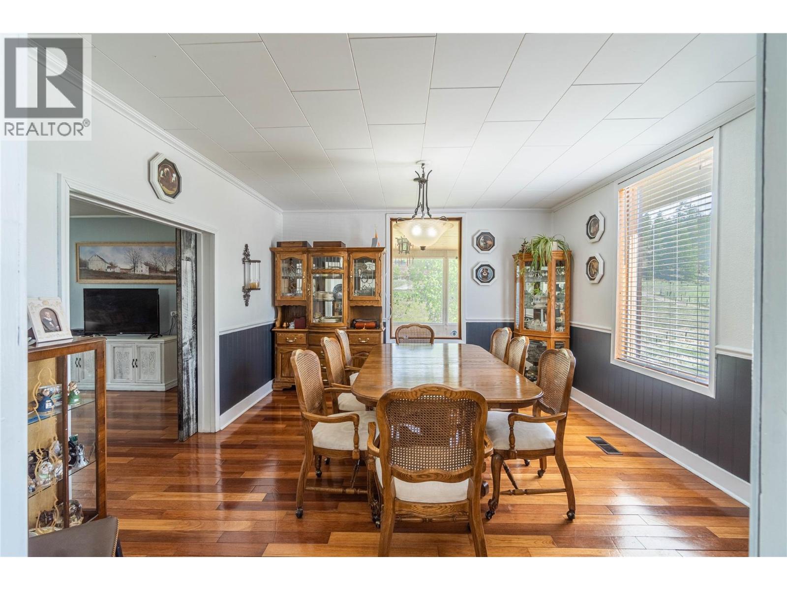 1566 Barnhartvale Road, Kamloops, British Columbia  V2C 6Y1 - Photo 11 - 10384672