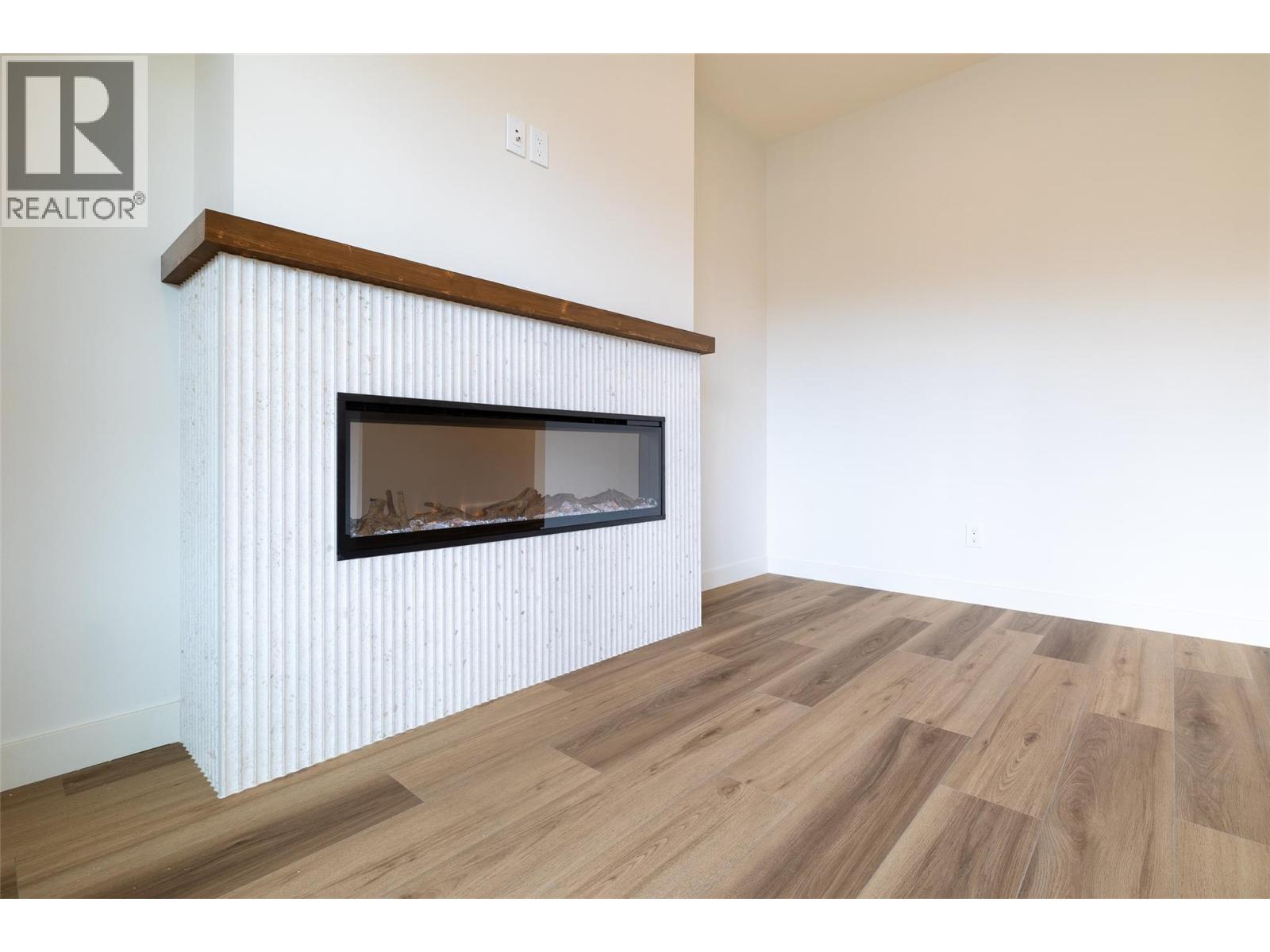 800 Riverside Way Unit# 403, Fernie, British Columbia  V0B 1M7 - Photo 10 - 10386886