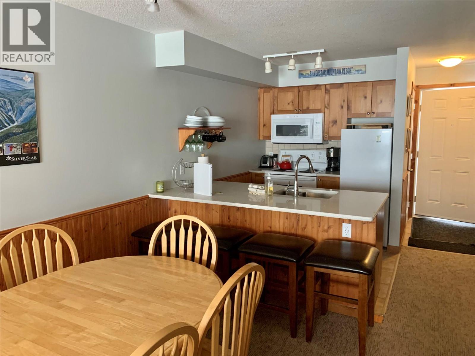 9802 Silver Star Road Unit# 205, Vernon, British Columbia  V1B 3W9 - Photo 6 - 10388735