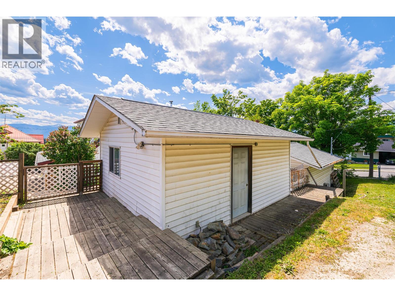 306 10th Avenue N, Creston, British Columbia  V0B 1G0 - Photo 26 - 10388711