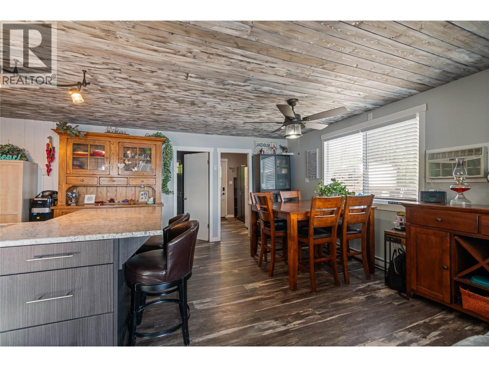 3572 Hilliam Frontage Road, Scotch Creek, British Columbia  V0E 1M5 - Photo 11 - 10388806