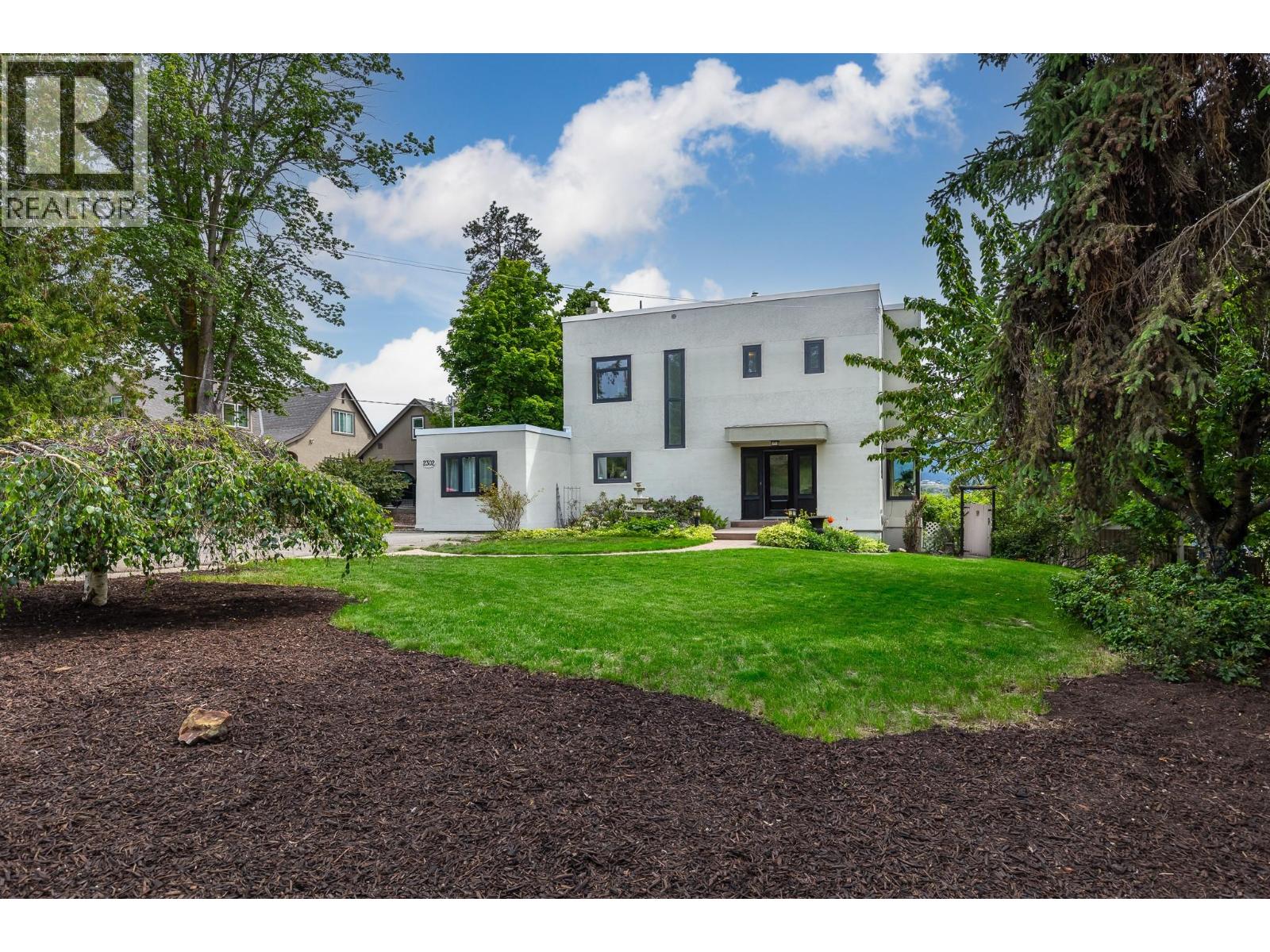2302 23 Avenue, vernon, British Columbia