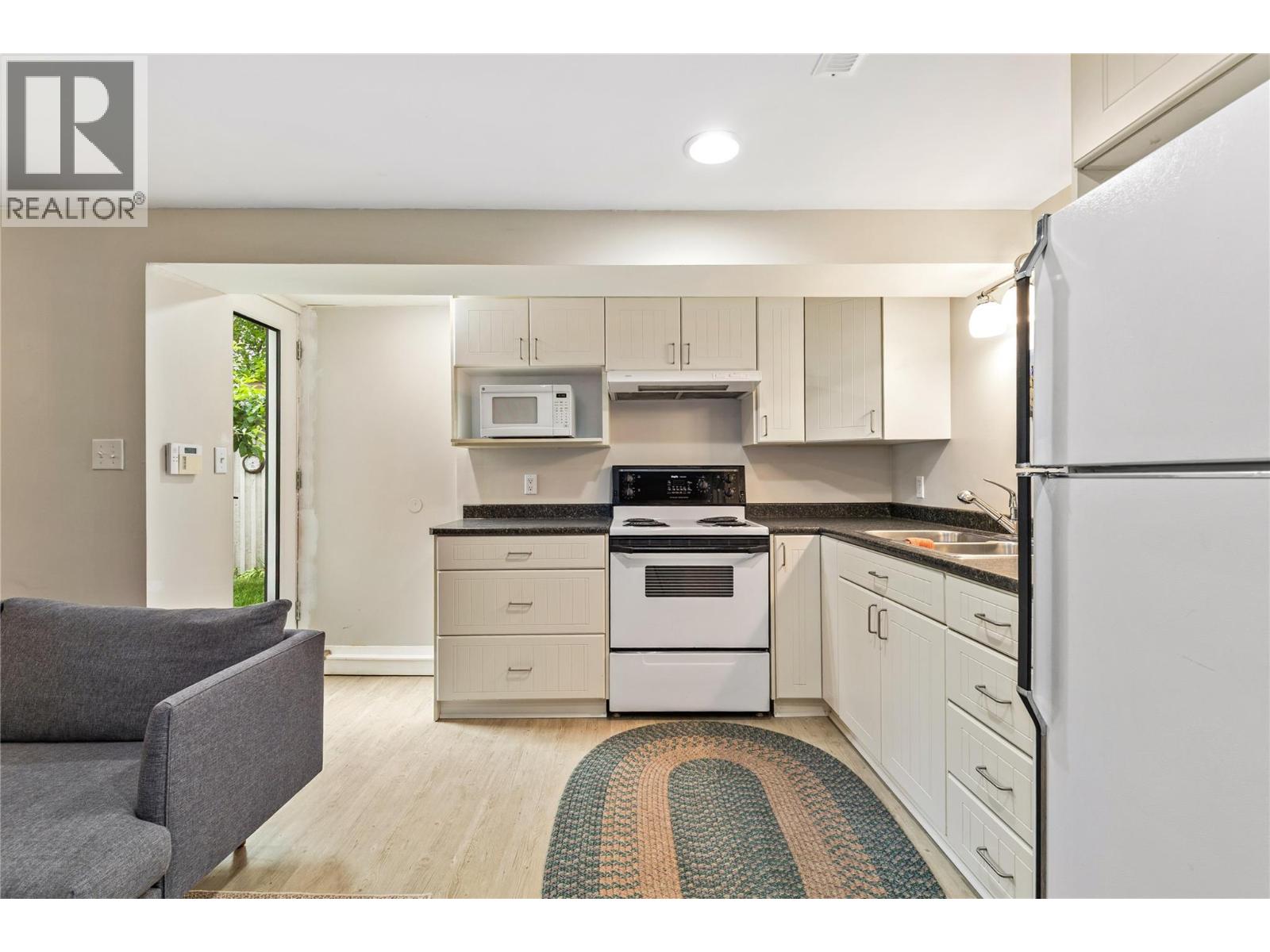 2302 23 Avenue, Vernon, British Columbia  V1T 1J7 - Photo 65 - 10388690