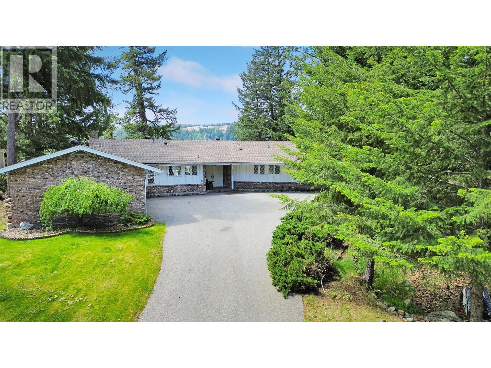 221 West Place, princeton, British Columbia
