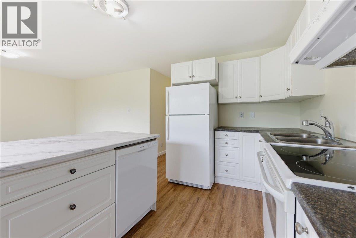 3002 20th Street, Vernon, British Columbia  V1T 4C5 - Photo 33 - 10388626