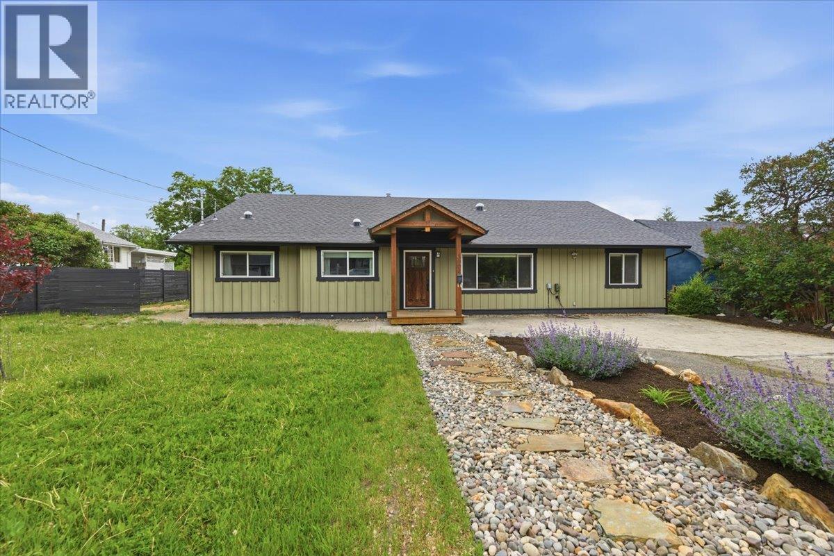 3002 20th Street, Vernon, British Columbia  V1T 4C5 - Photo 4 - 10388626