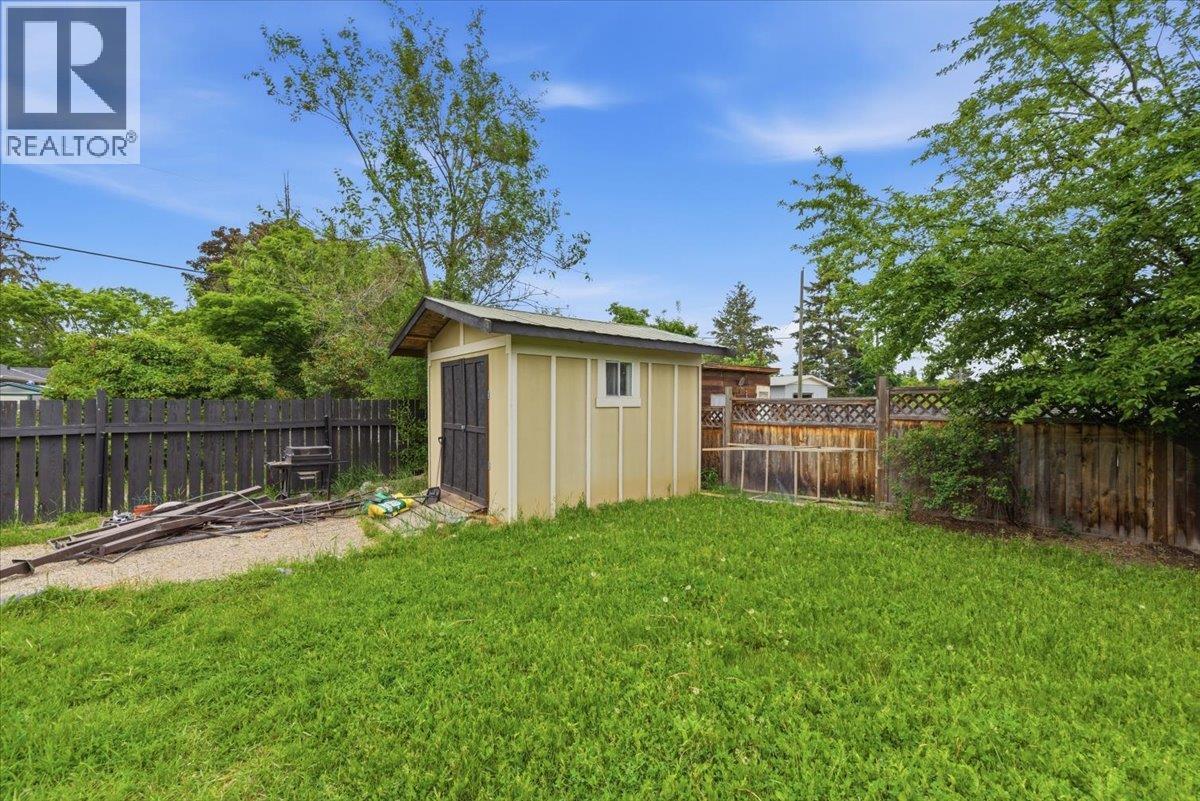 3002 20th Street, Vernon, British Columbia  V1T 4C5 - Photo 49 - 10388626