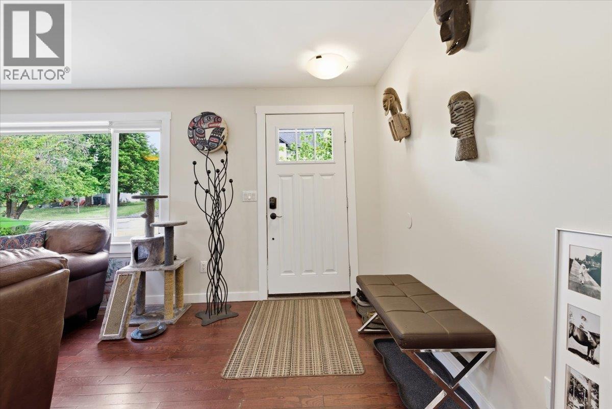 3002 20th Street, Vernon, British Columbia  V1T 4C5 - Photo 6 - 10388626
