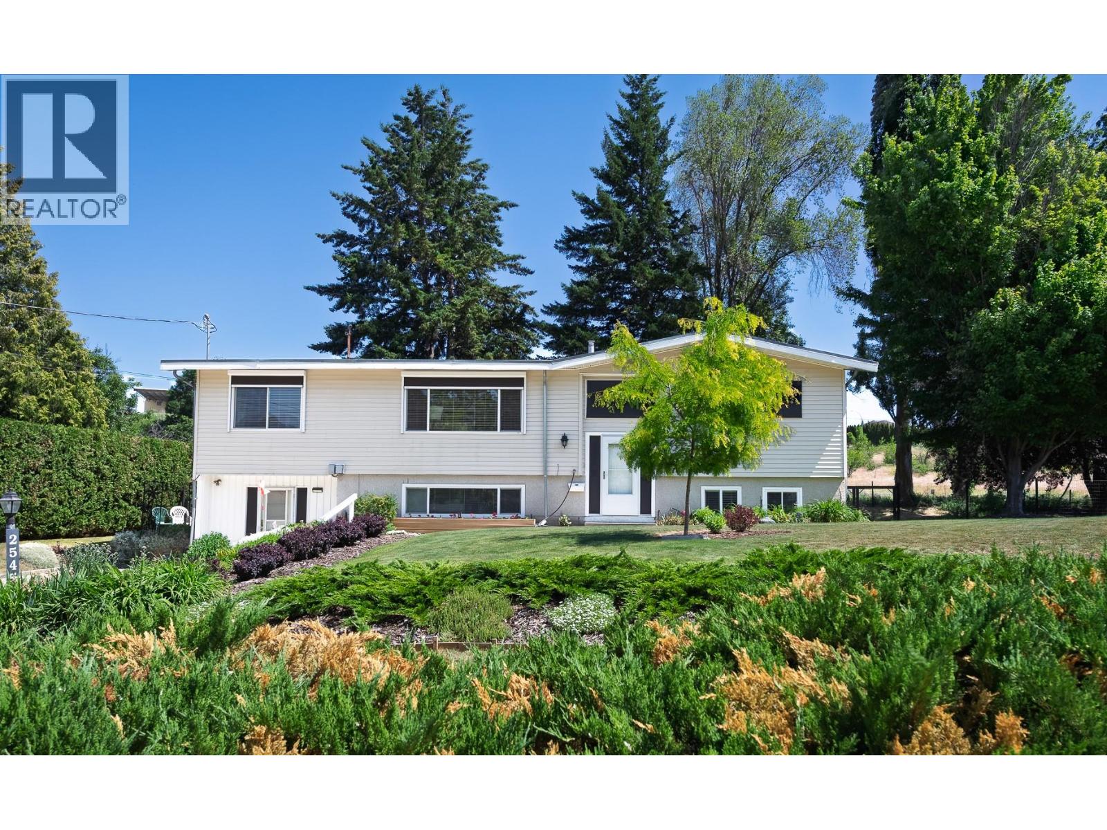2545 Colleen Road, west kelowna, British Columbia