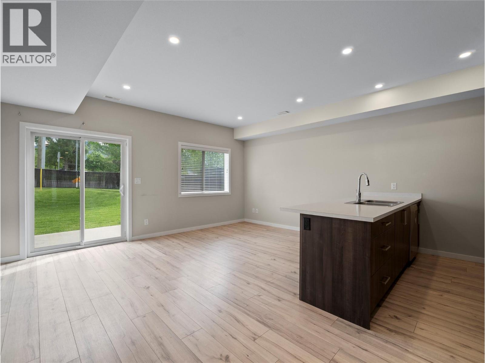 2081 11 Avenue Ne Unit# 15, Salmon Arm, British Columbia  V1E 0G1 - Photo 12 - 10388698
