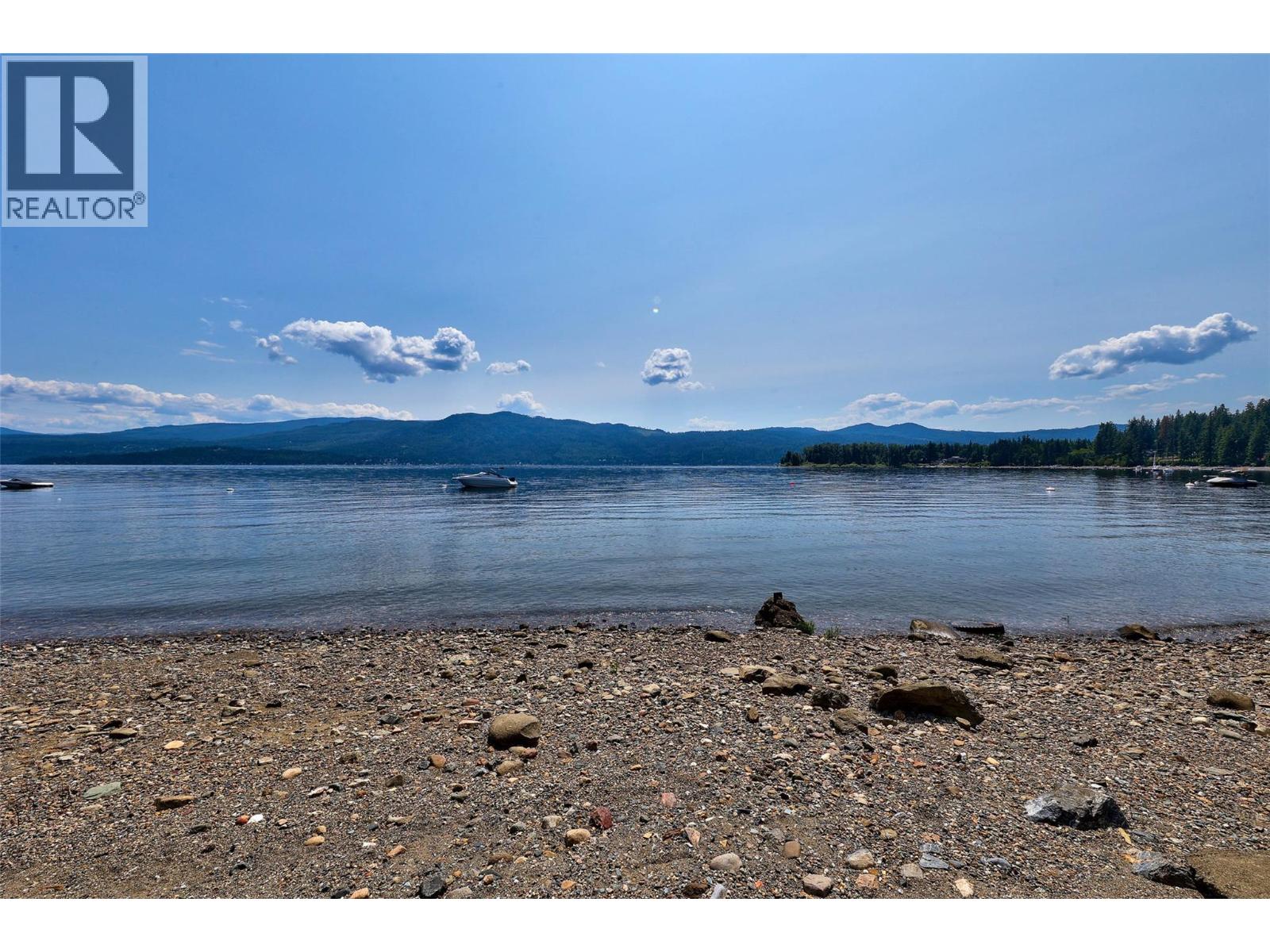 6297 Squilax-Anglemont Road, Magna Bay, British Columbia  V0E 1M7 - Photo 26 - 10388831