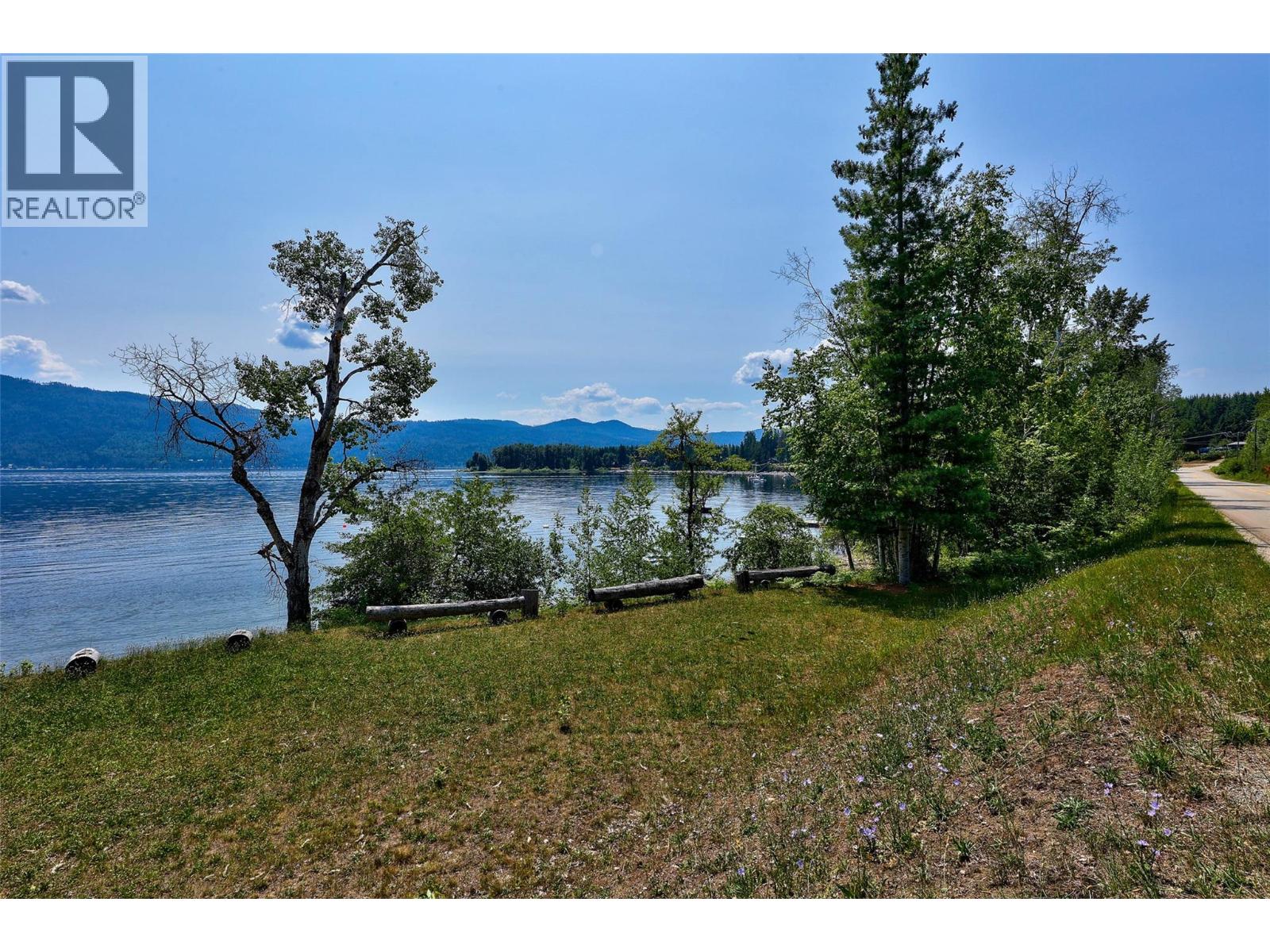 6297 Squilax-Anglemont Road, Magna Bay, British Columbia  V0E 1M7 - Photo 39 - 10388831