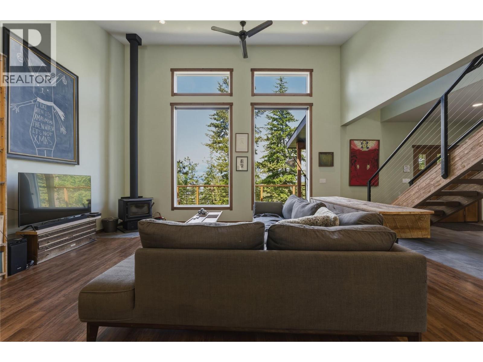 4091 Boss Creek Road, Vernon, British Columbia  V1B 4G5 - Photo 15 - 10388788