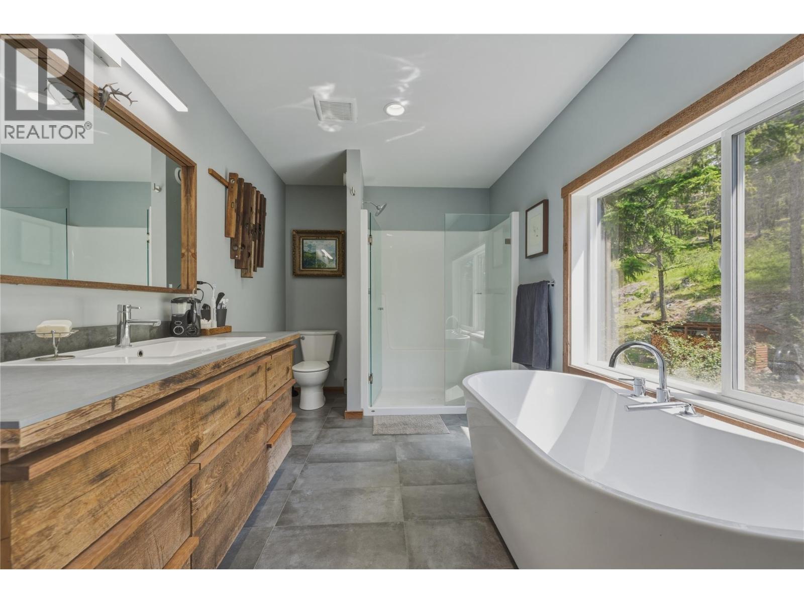 4091 Boss Creek Road, Vernon, British Columbia  V1B 4G5 - Photo 32 - 10388788