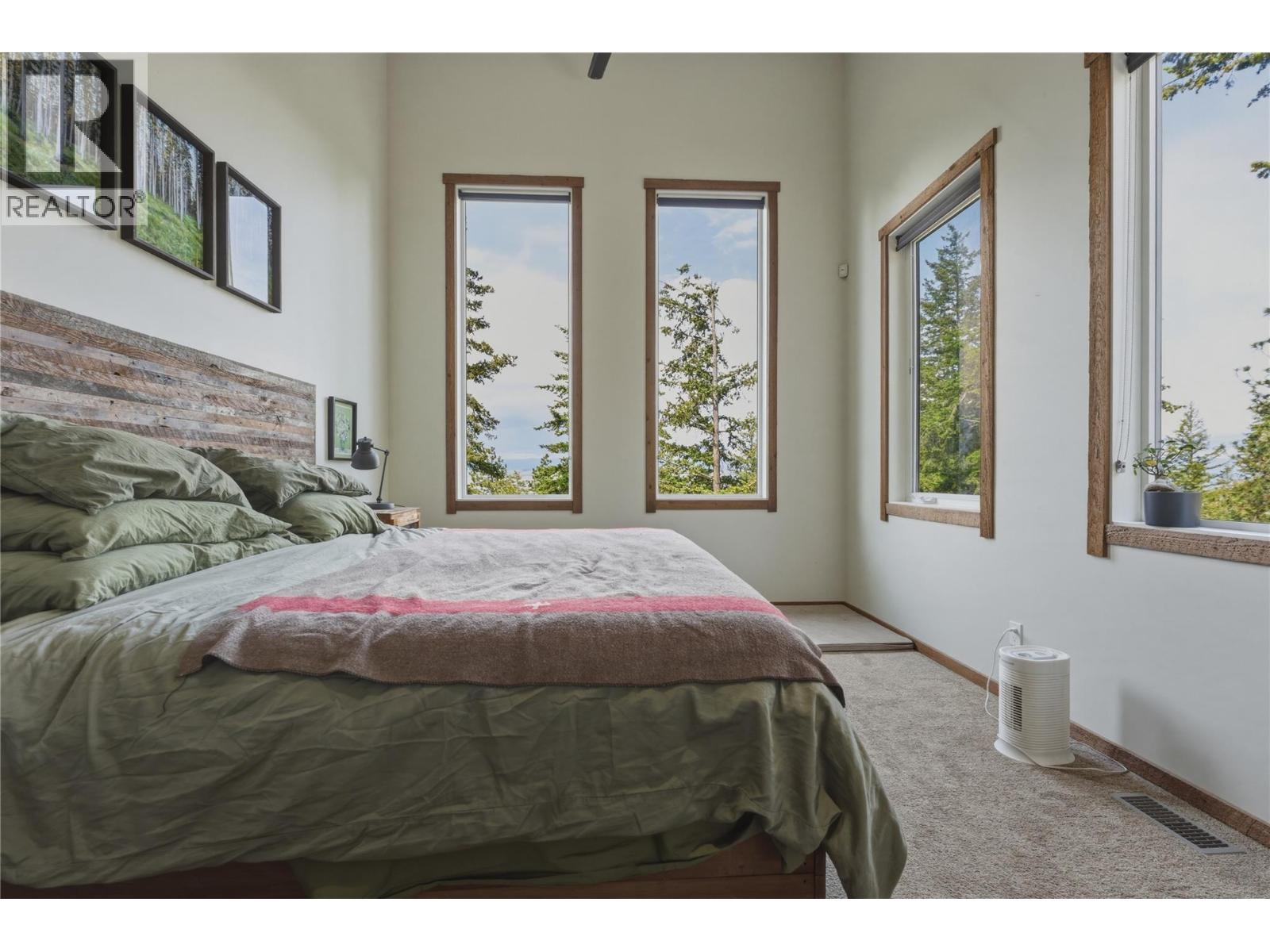 4091 Boss Creek Road, Vernon, British Columbia  V1B 4G5 - Photo 37 - 10388788