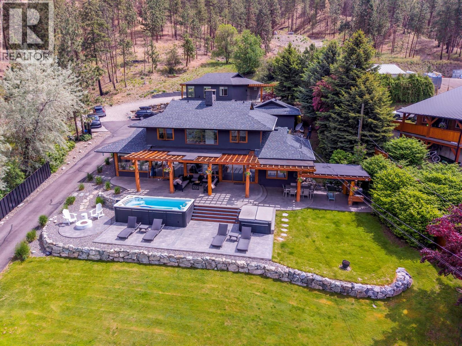 9887 Okanagan Centre Road W, Lake Country, British Columbia  V4V 2J3 - Photo 3 - 10388276