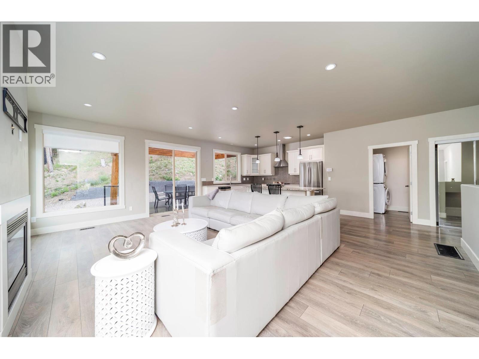 9887 Okanagan Centre Road W, Lake Country, British Columbia  V4V 2J3 - Photo 65 - 10388276
