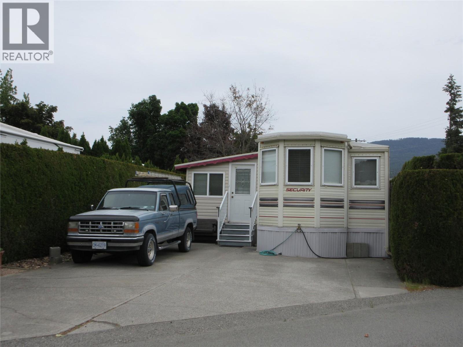 415 Commonwealth Road Unit# 823, Kelowna, British Columbia  V4V 1P4 - Photo 2 - 10388763