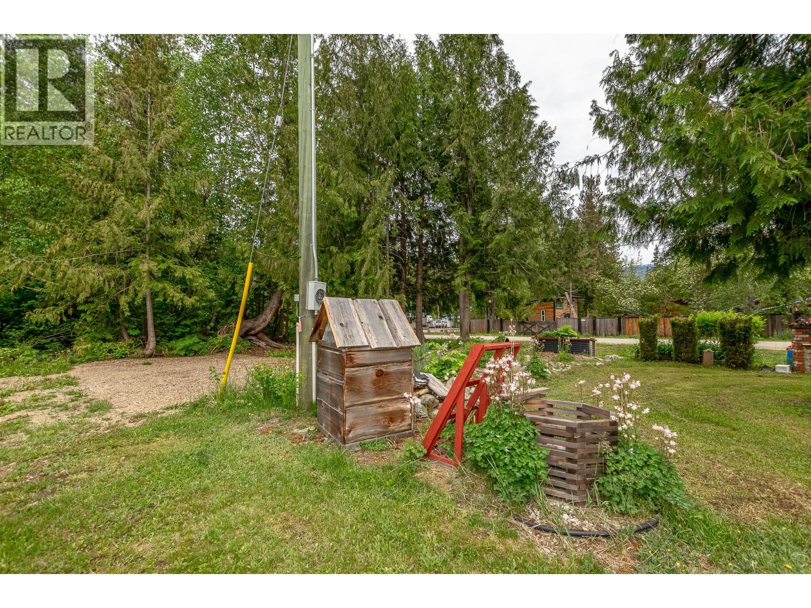 4666 Ackerman Road, Malakwa, British Columbia  V0E 2V0 - Photo 42 - 10388757