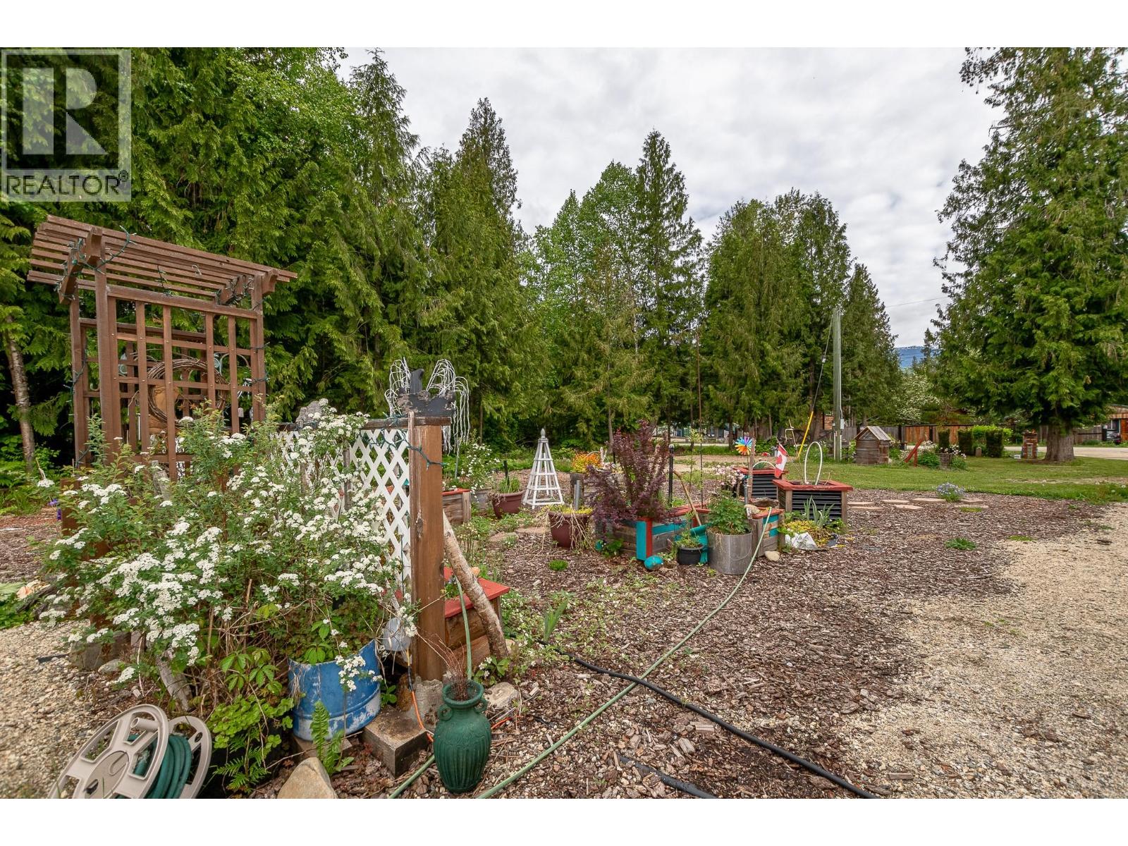 4666 Ackerman Road, Malakwa, British Columbia  V0E 2V0 - Photo 45 - 10388757