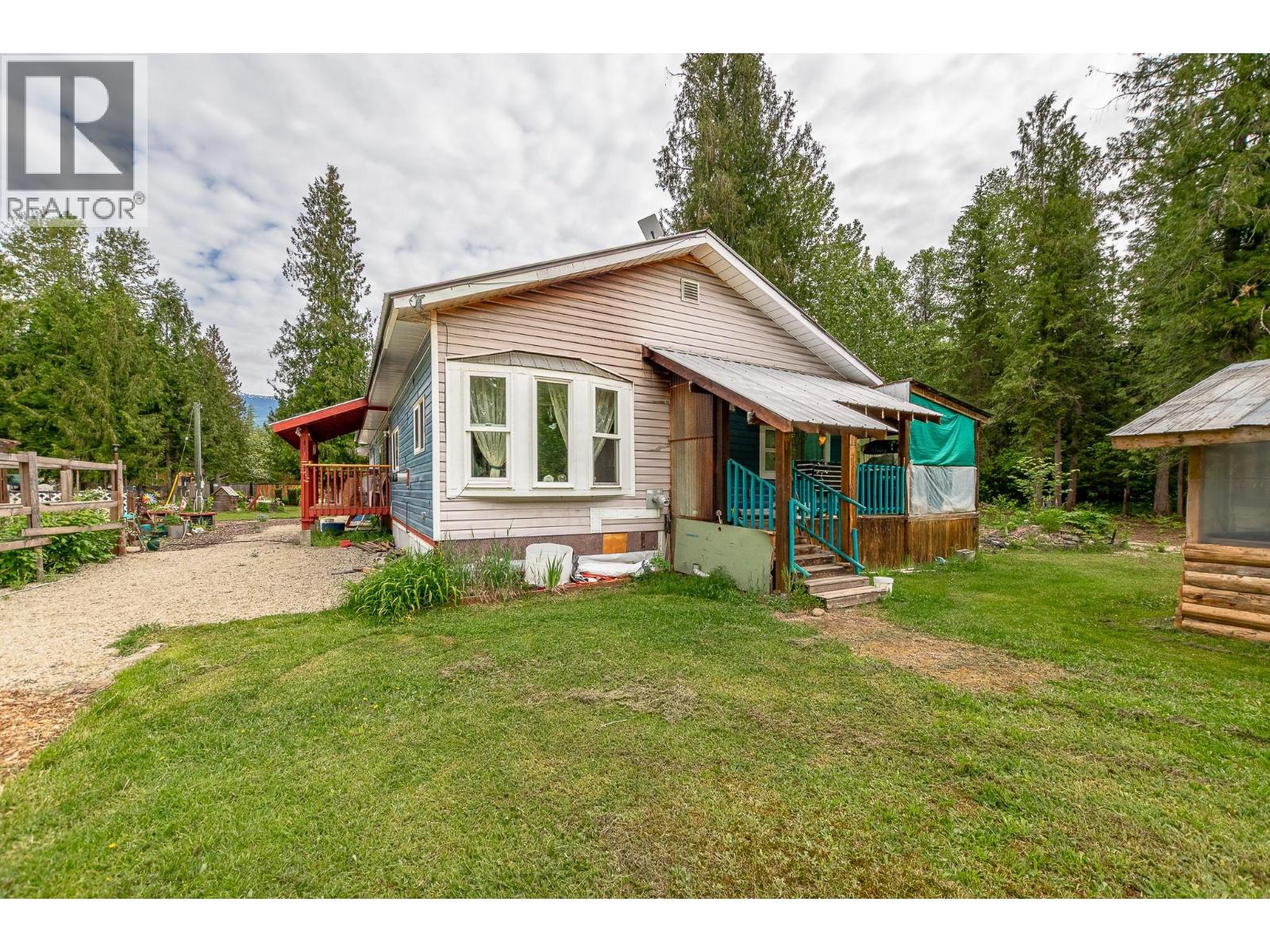 4666 Ackerman Road, Malakwa, British Columbia  V0E 2V0 - Photo 54 - 10388757